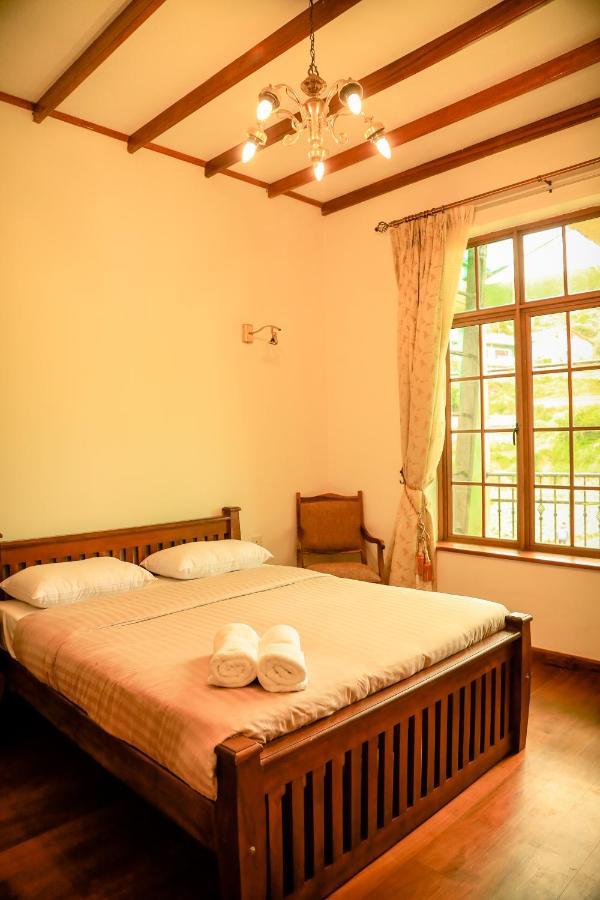 The Barnsbury House Bed & Breakfast นูวาราเอลิยา ภายนอก รูปภาพ